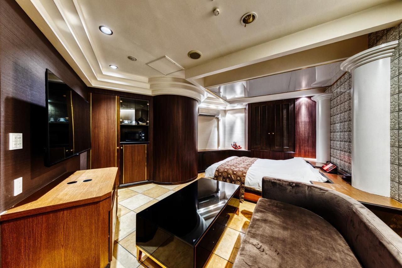 Hotel Artia Dinosaur Machida -Adult Only Kamiseya Eksteriør billede